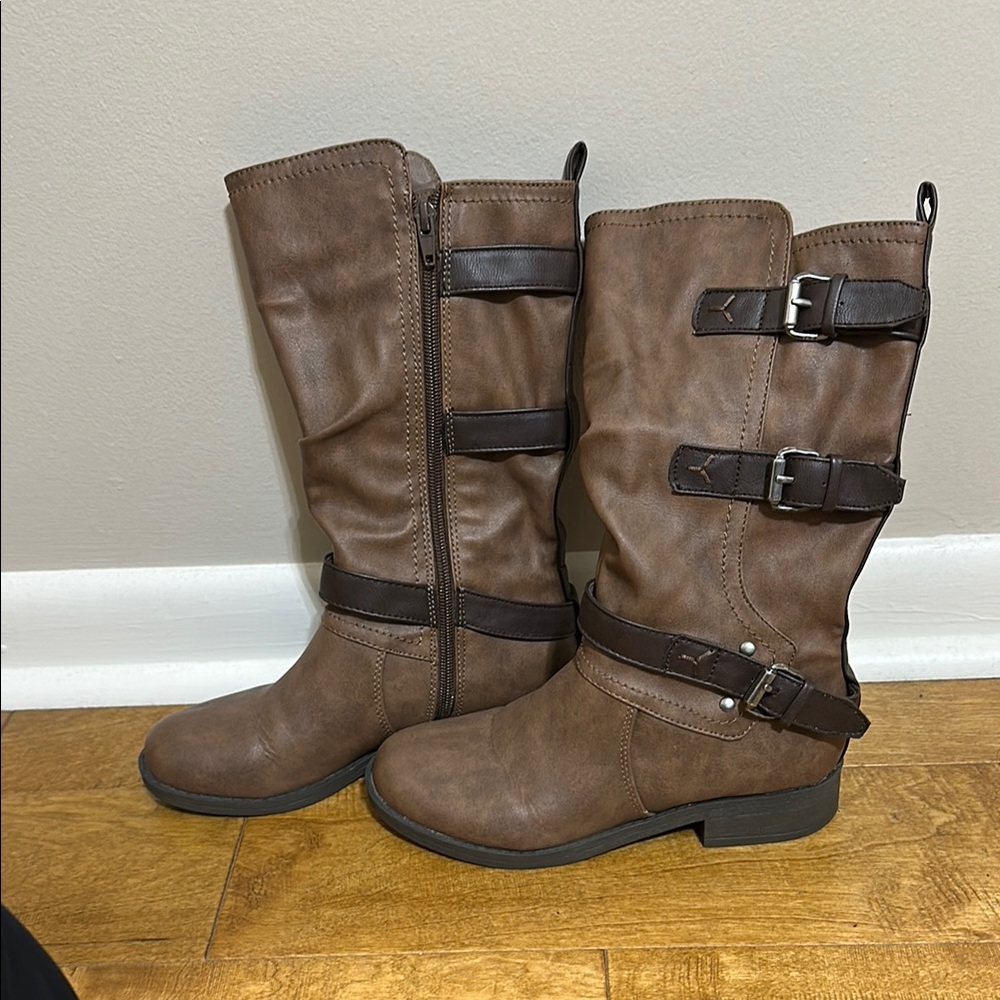 Brown Leather Buckle Boots